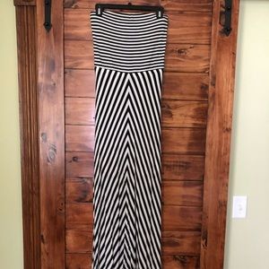 Black and White patten maxi dress